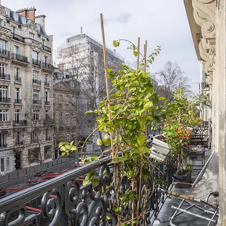 180m² Luxury • A/c • Balcony • Saint-germain